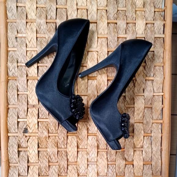 #ST38 Apt.9 High Heels for women Size 6 1/2 Med - Picture 1 of 7